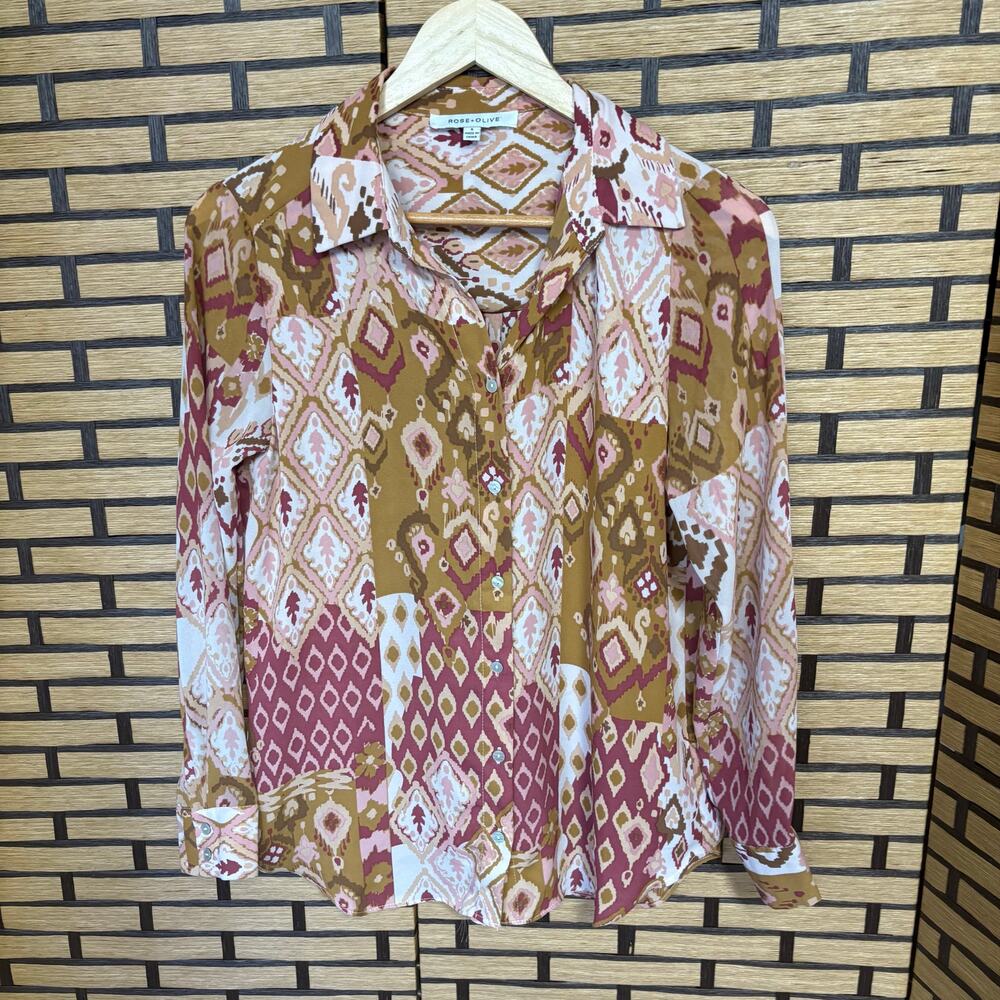 Rose & Olive Button Up Blouse Size Small